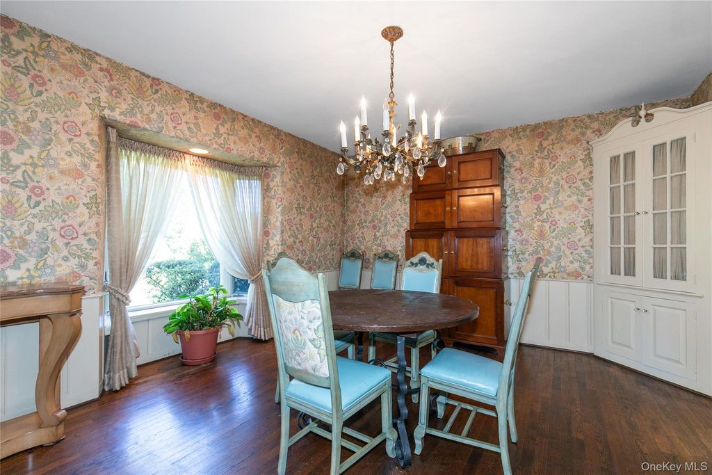 16 Birch Hill Road, Great Neck, NY 11020 — photo 5