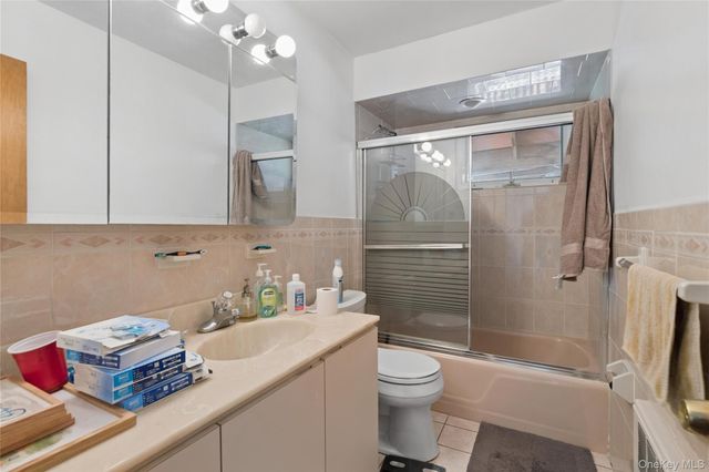 180 Boston Avenue, Massapequa, NY 11758