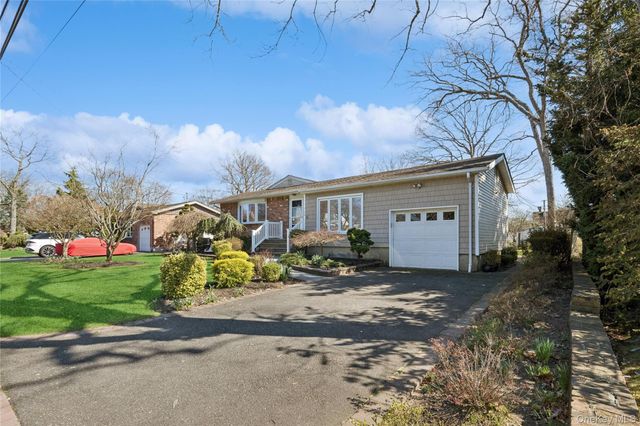 180 Boston Avenue, Massapequa, NY 11758