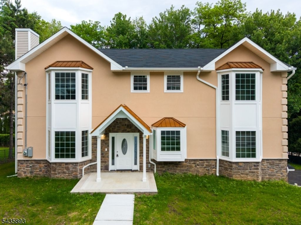 418 East Ave, Northvale Boro, NJ 07647 — photo 2