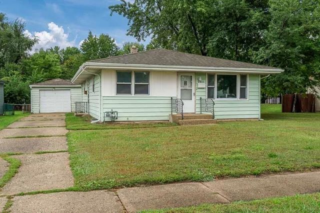 2411 Barton Boulevard, Rockford, IL 61103