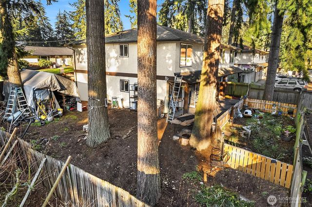 18332 Hurst Road, Lynnwood, WA 98037