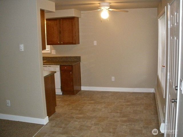 18332 Hurst Road, Lynnwood, WA 98037