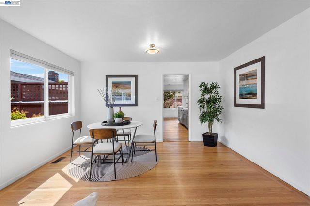 831 Casanova Dr, San Leandro, CA 94578