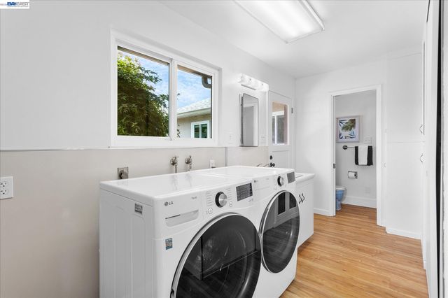 831 Casanova Dr, San Leandro, CA 94578