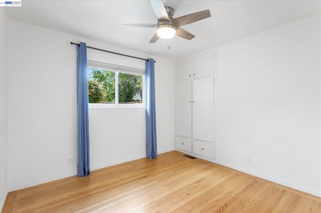 831 Casanova Dr, San Leandro, CA 94578