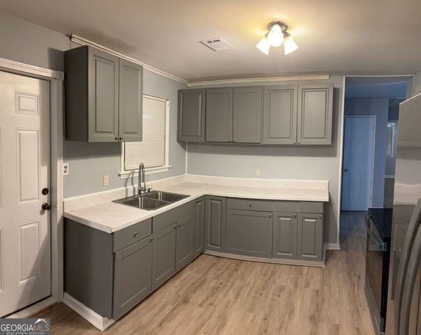 1350 Brinwood Drive, Macon, GA 31204