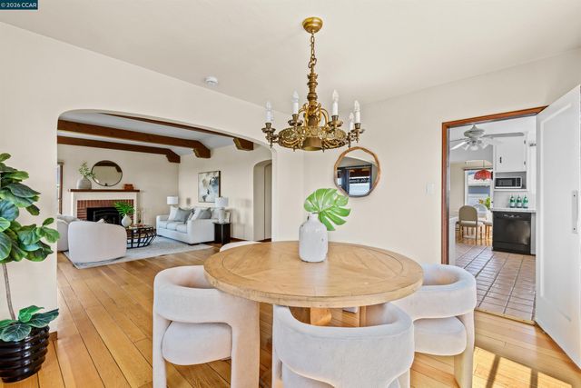 3735 Virden Ave, Oakland, CA 94619