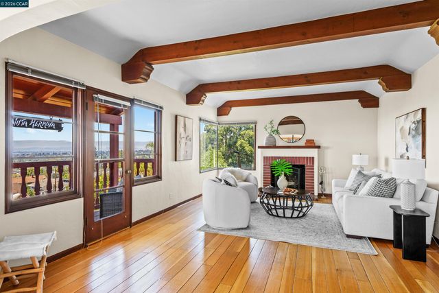 3735 Virden Ave, Oakland, CA 94619