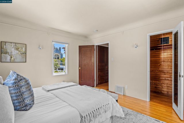 3735 Virden Ave, Oakland, CA 94619