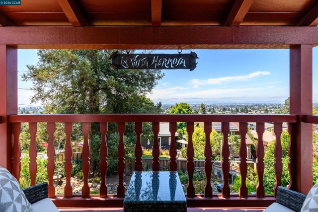 3735 Virden Ave, Oakland, CA 94619