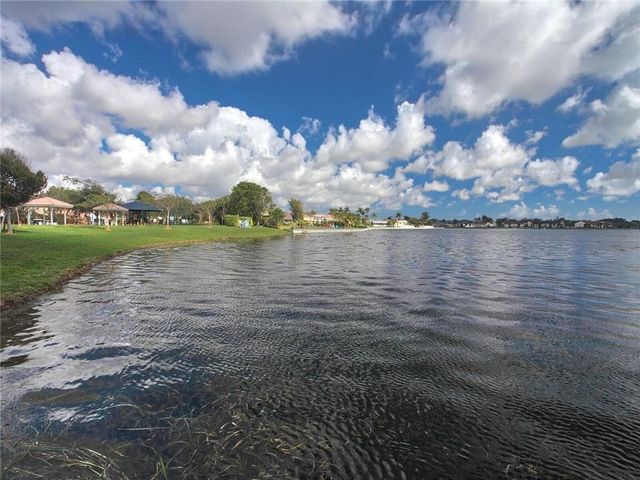 4777 SW 14th Street, Deerfield Beach, FL 33442