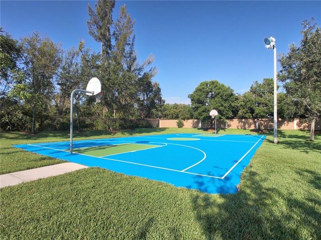 4777 SW 14th Street, Deerfield Beach, FL 33442