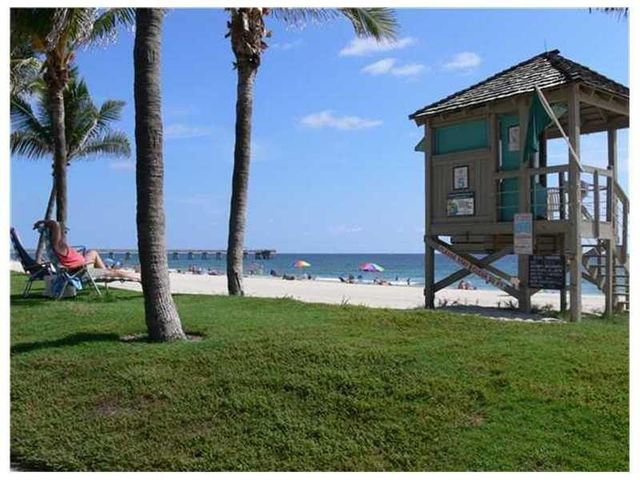 4777 SW 14th Street, Deerfield Beach, FL 33442