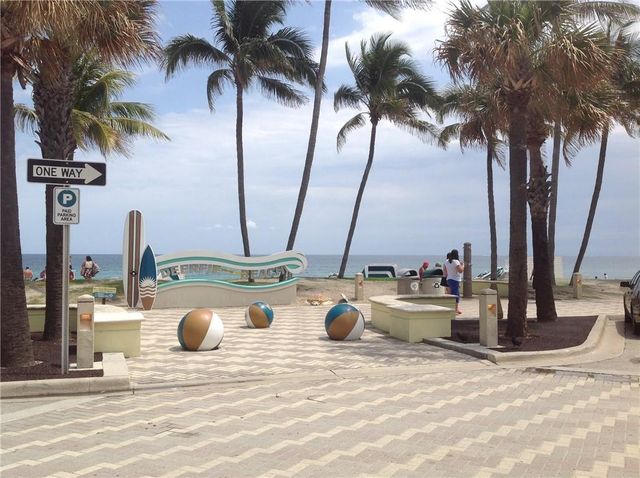 4777 SW 14th Street, Deerfield Beach, FL 33442