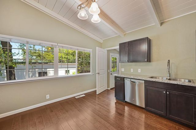 11375 Dry Creek Rd, Auburn, CA 95602