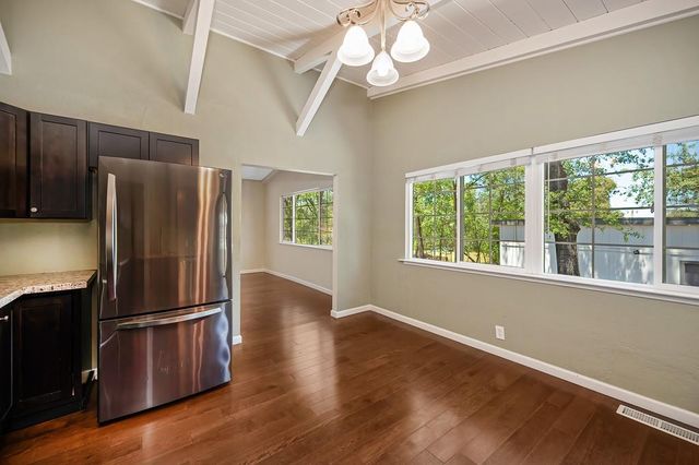 11375 Dry Creek Rd, Auburn, CA 95602