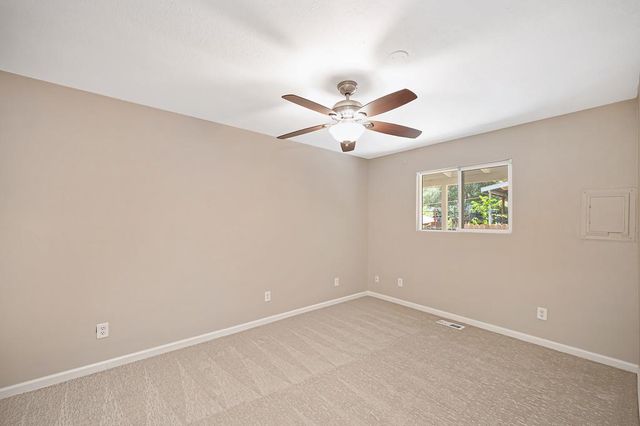 11375 Dry Creek Rd, Auburn, CA 95602