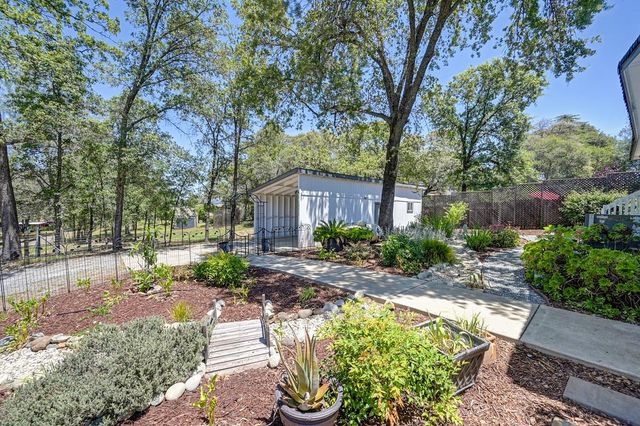11375 Dry Creek Rd, Auburn, CA 95602