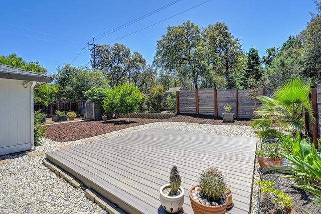 11375 Dry Creek Rd, Auburn, CA 95602