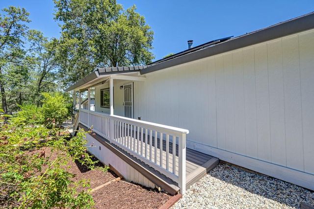 11375 Dry Creek Rd, Auburn, CA 95602