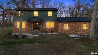 603 E SWORDS Drive, Edelstein, IL 61526