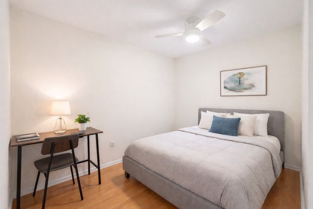 7306 N WINCHESTER Avenue 205, Chicago, IL 60626