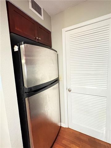 2657 Lenox NE Road 31, Atlanta, GA 30324