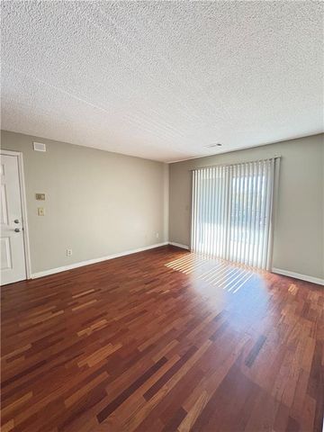 2657 Lenox NE Road 31, Atlanta, GA 30324