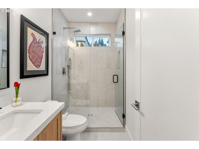529 Ne Province Dr, Camas, WA 98607