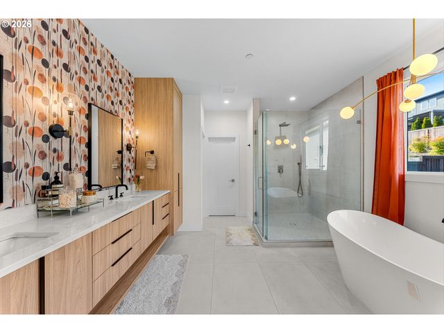 529 Ne Province Dr, Camas, WA 98607
