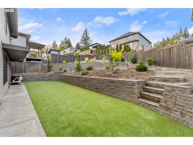 529 Ne Province Dr, Camas, WA 98607