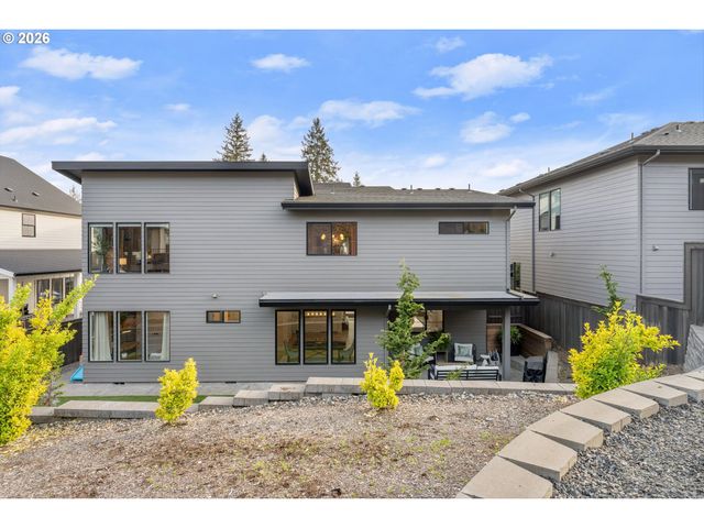 529 Ne Province Dr, Camas, WA 98607