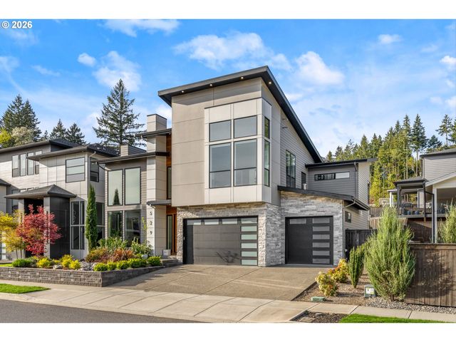 529 Ne Province Dr, Camas, WA 98607
