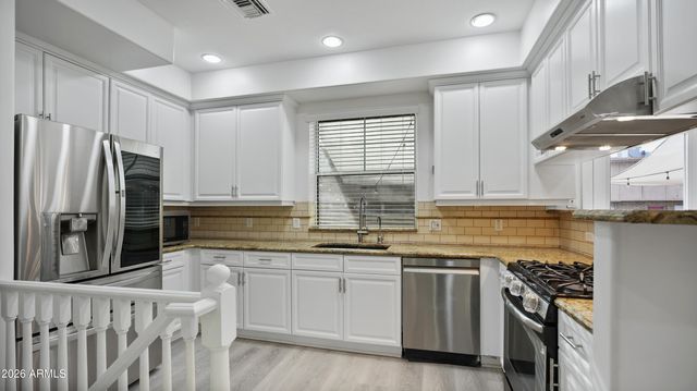 942 S ASH Avenue 103, Tempe, AZ 85281