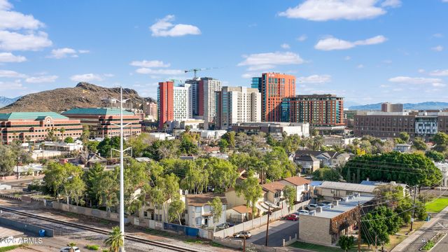 942 S ASH Avenue 103, Tempe, AZ 85281