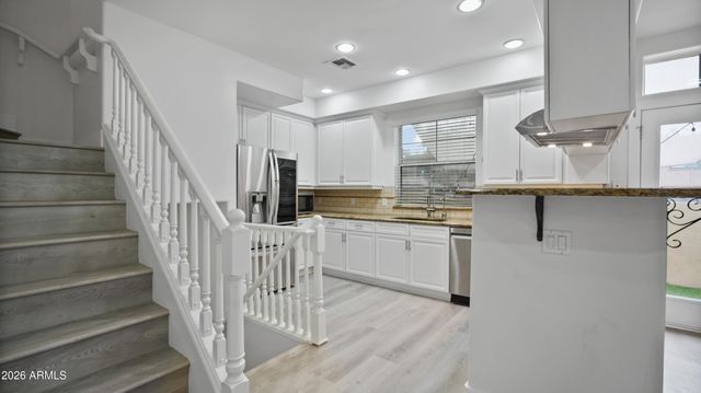 942 S ASH Avenue 103, Tempe, AZ 85281