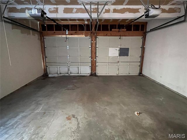 12726 Bennington Common Lane, St Louis, MO 63146