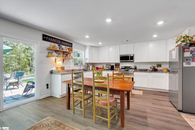116 Heather Glen Lane, Clinton, SC 29325