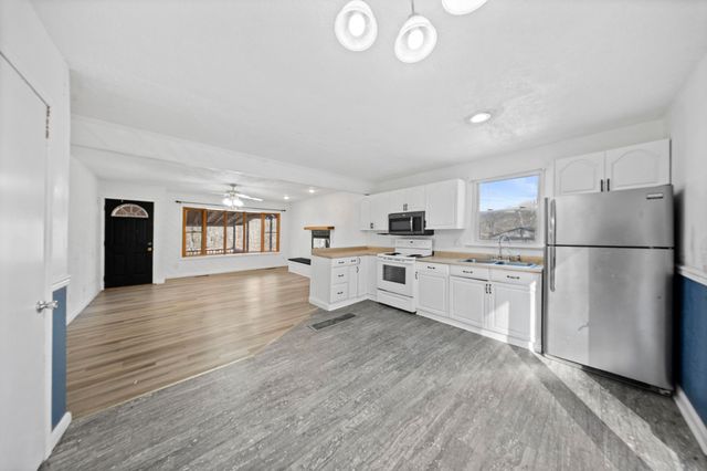 200 County Road 35, Chesapeake, OH 45619