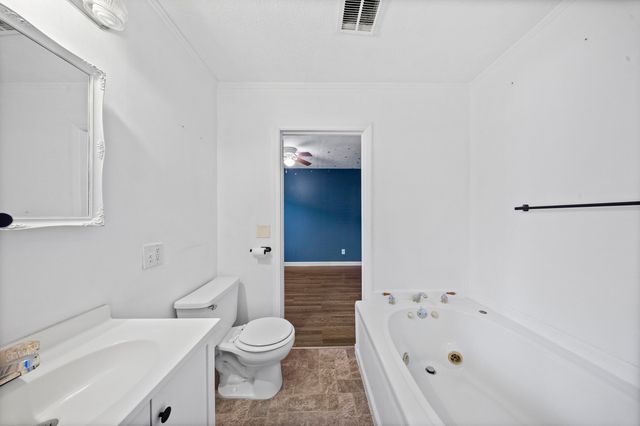 200 County Road 35, Chesapeake, OH 45619