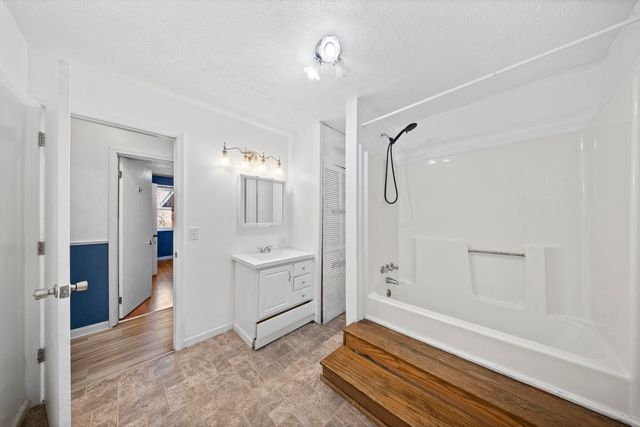 200 County Road 35, Chesapeake, OH 45619