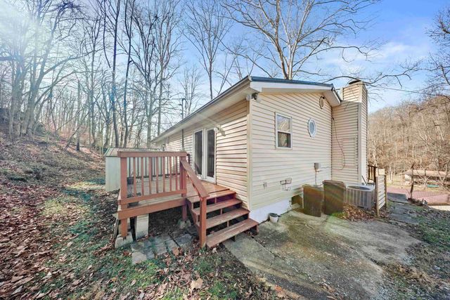 200 County Road 35, Chesapeake, OH 45619