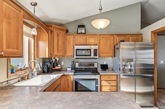 43 Nicholas Way, Hudson, WI 54016