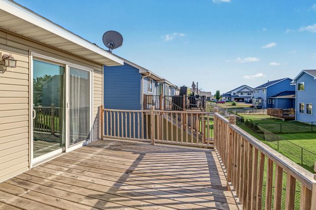 43 Nicholas Way, Hudson, WI 54016