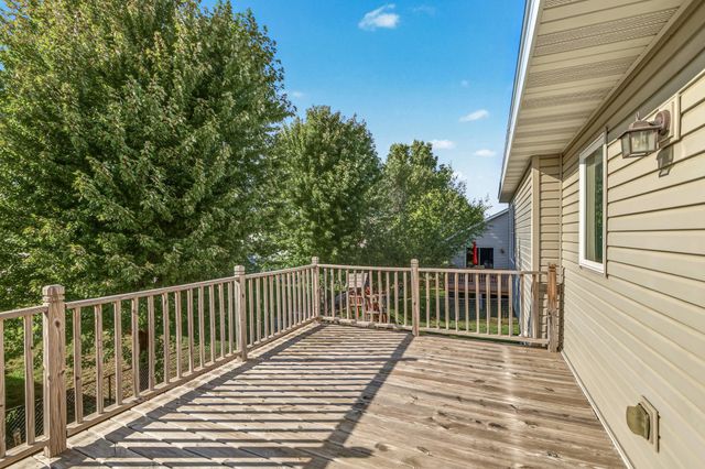 43 Nicholas Way, Hudson, WI 54016