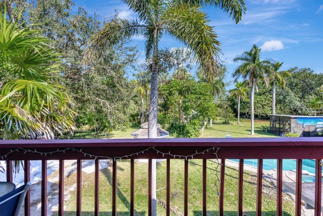 550 Skylake Drive, West Palm Beach, FL 33415