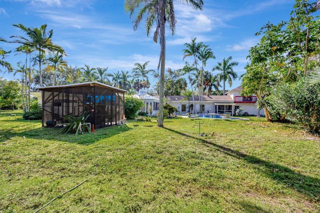 550 Skylake Drive, West Palm Beach, FL 33415