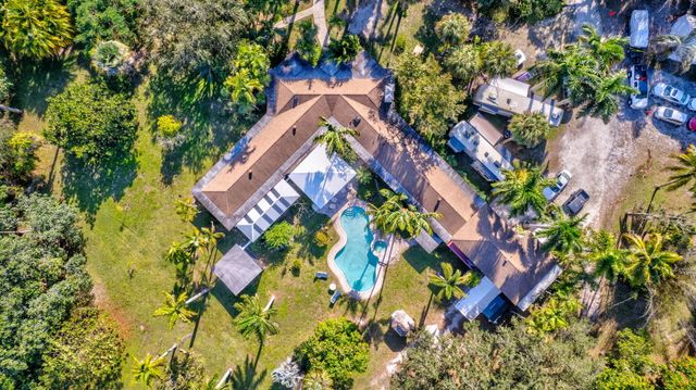 550 Skylake Drive, West Palm Beach, FL 33415