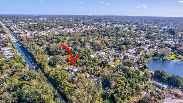 550 Skylake Drive, West Palm Beach, FL 33415